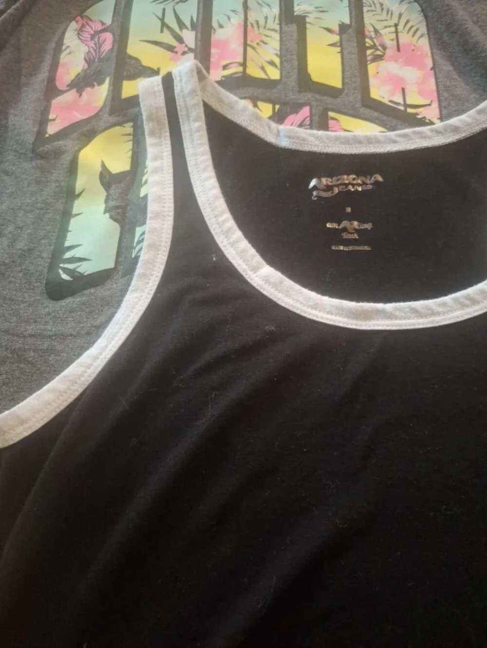 Tank Top Set - Picture 2 of 9